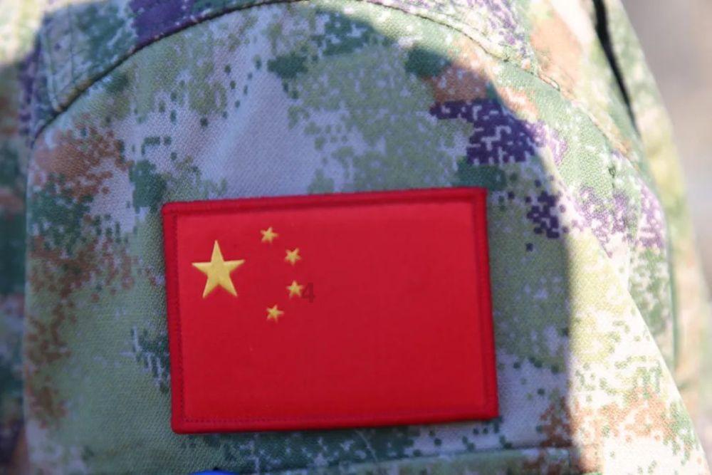 工作压力日益增大，头发却渐渐稀少，我们该如何防止脱发？游戏画面